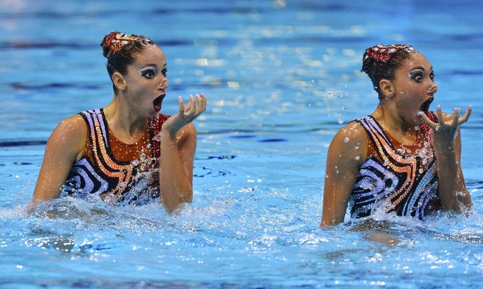 Sync Swim Fun: Hilarious Moments of Synchronized Swimming