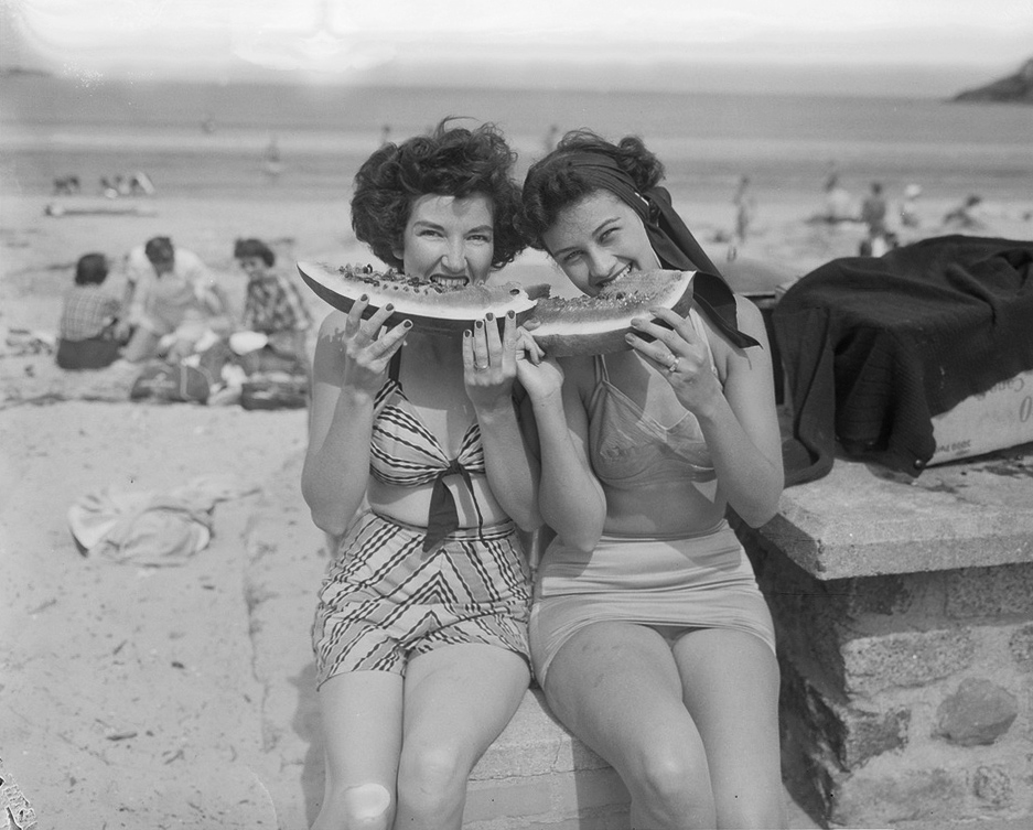 Beachside Memories: Retro Photos to Make You Smile